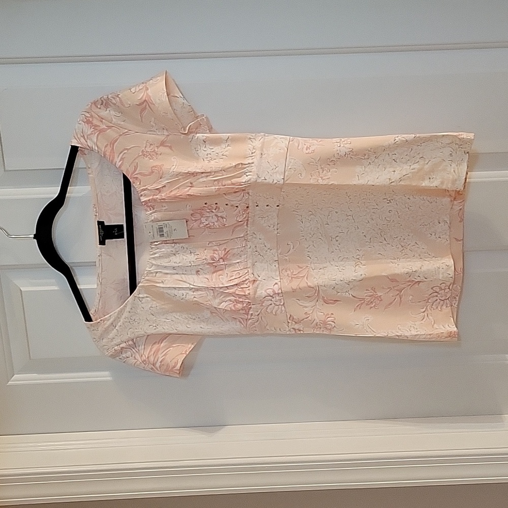 Ann Taylor pale pink print top small